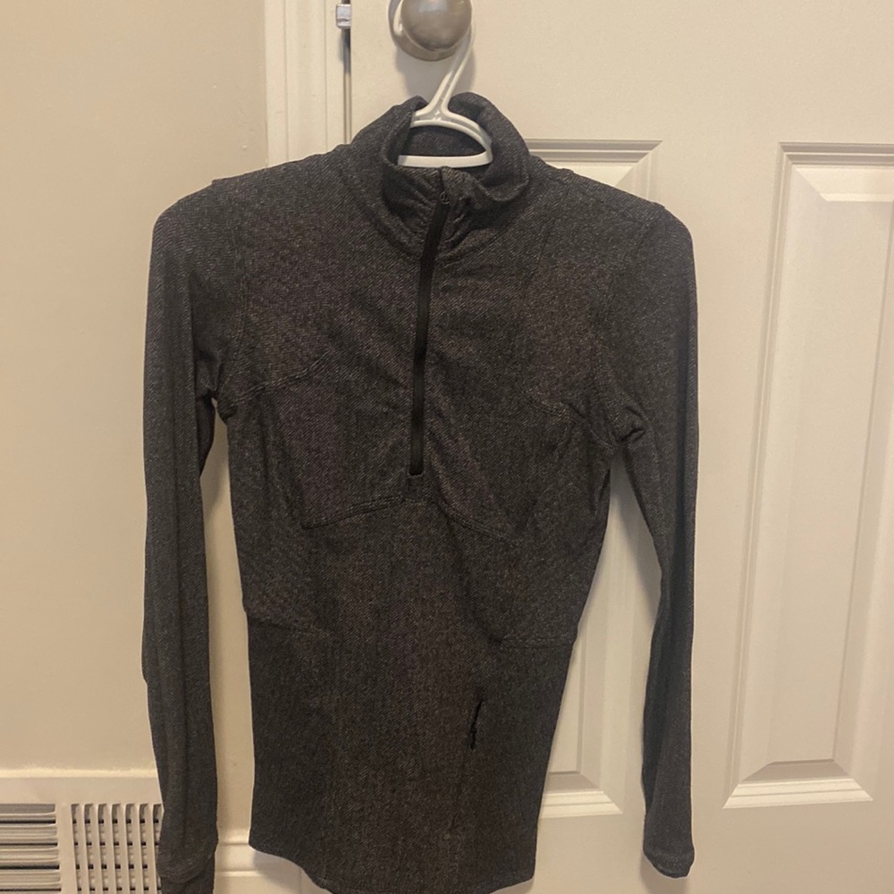 Long sleeve run shirt